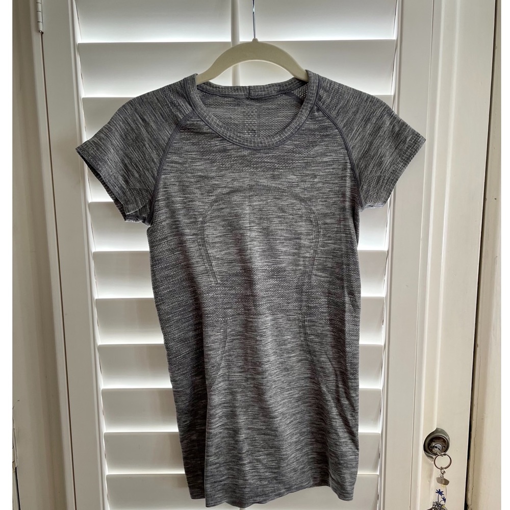 Lululemon Swiftly Tech Short Sleeve